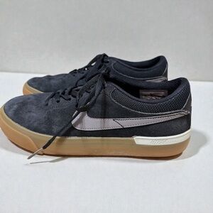 Nike SB Koston Hypervulc Black & Gray Skater Sneakers, Kid Size 4.5. Skateboard.